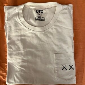 Uniqlo x KAWS sesame street white tee